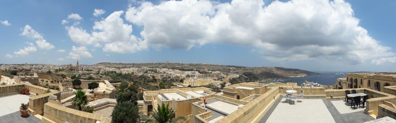 Luxury Apartment - Fort Chambray Għajnsielem Buitenkant foto